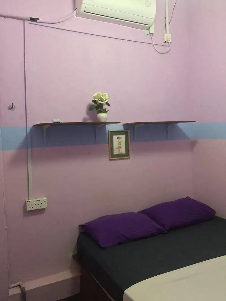 The Longhouse Travellers Inn - Hostel Kuala Lumpur 2*,